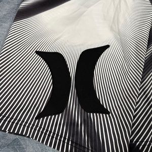 Hurley board shorts size 32 black and white large logo